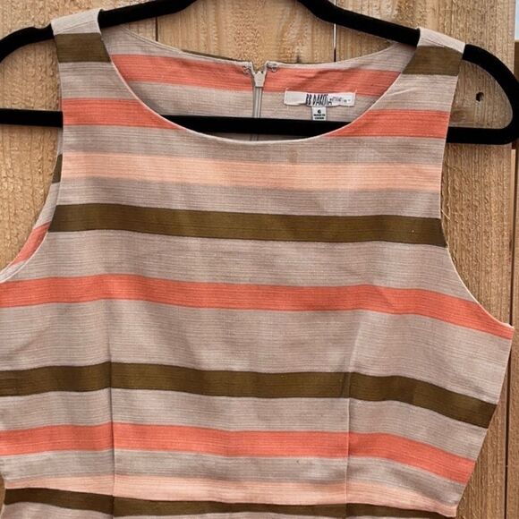 Take 50% OFF- BB Dakota Baige Striped Mini Dress, Size-6 - Picture 8 of 12